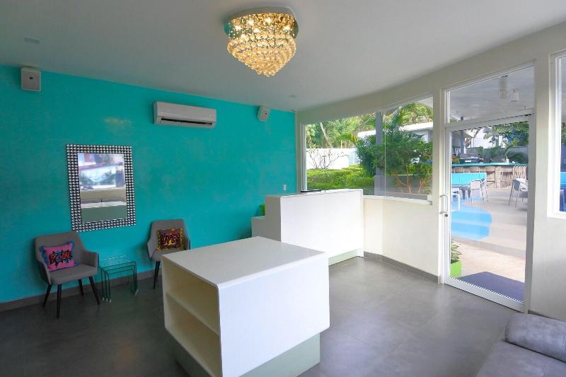 Wet Hotel image