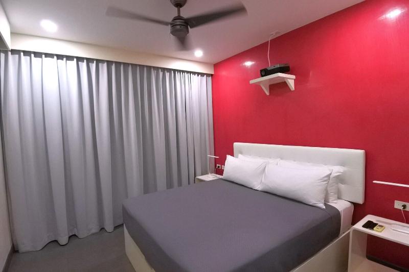 Wet Hotel image