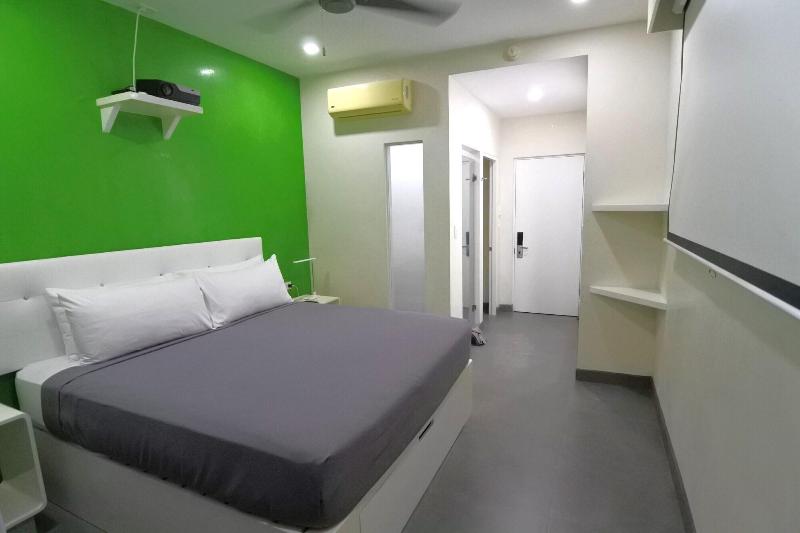 Wet Hotel image
