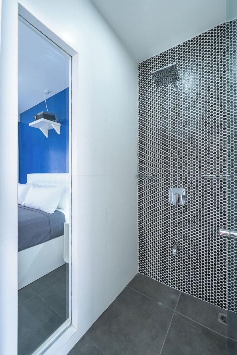Wet Hotel image