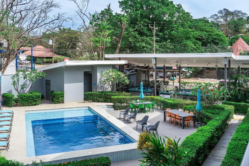 Wet Hotel image