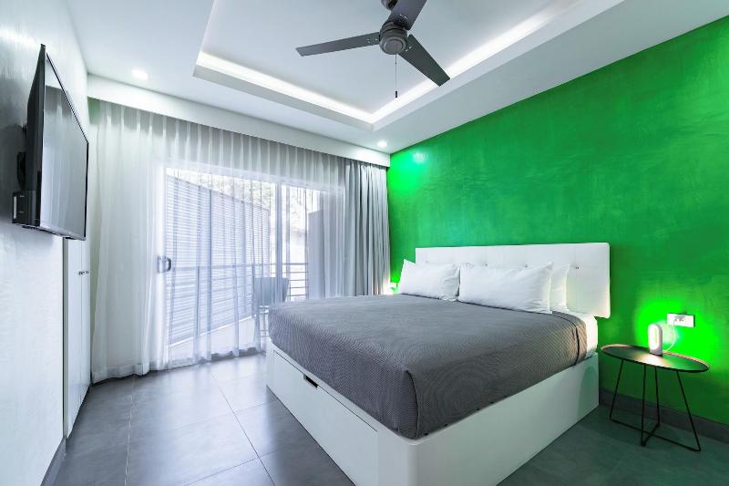 Wet Hotel image