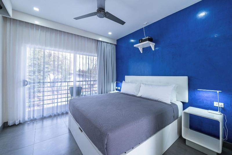 Wet Hotel image