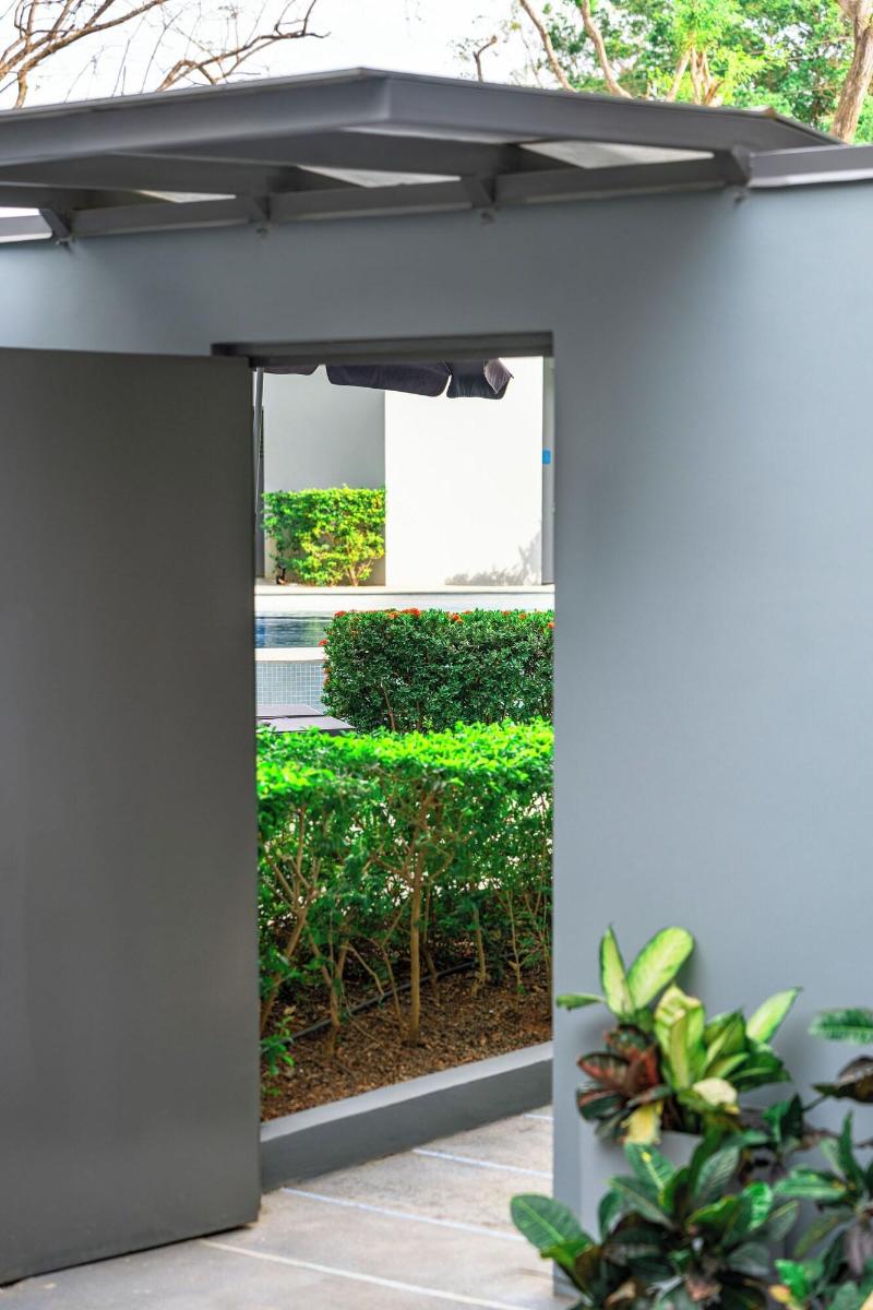 Wet Hotel image