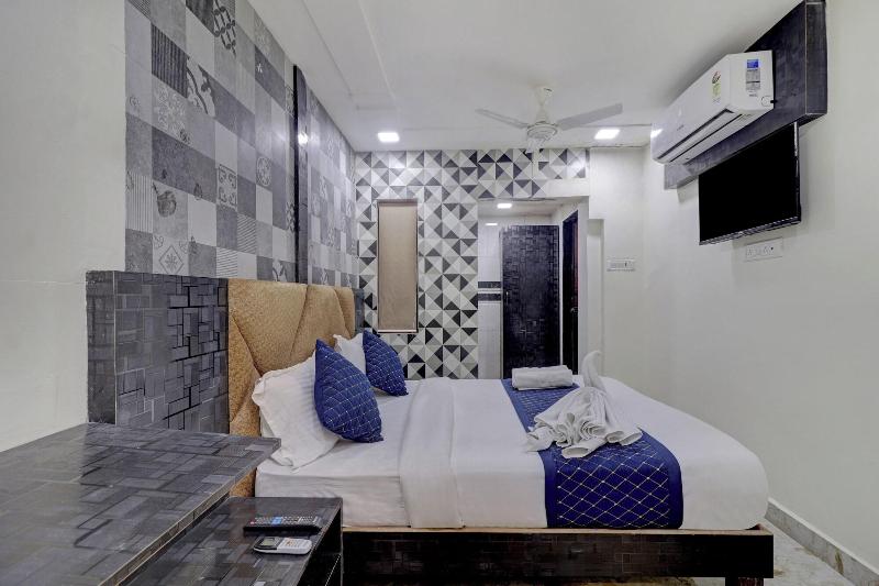 Parle Inn Hotel image