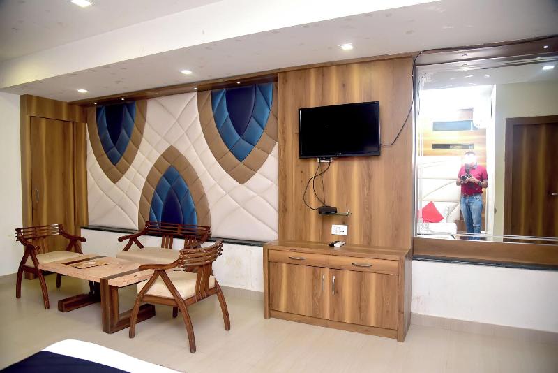 Hotel Radiance 4