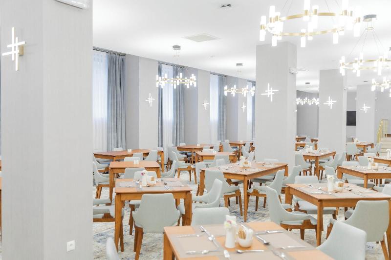 The Central Point Hotel Baku image