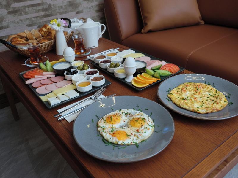 The Central Point Hotel Baku image