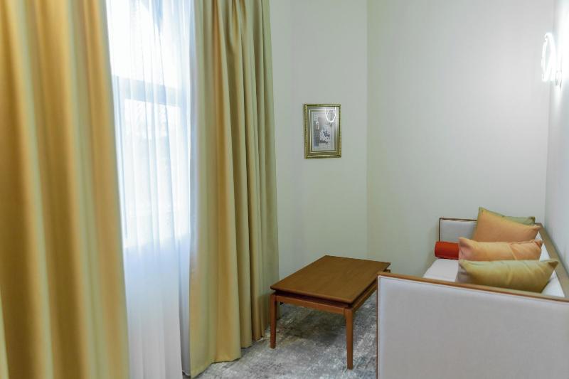 The Central Point Hotel Baku image