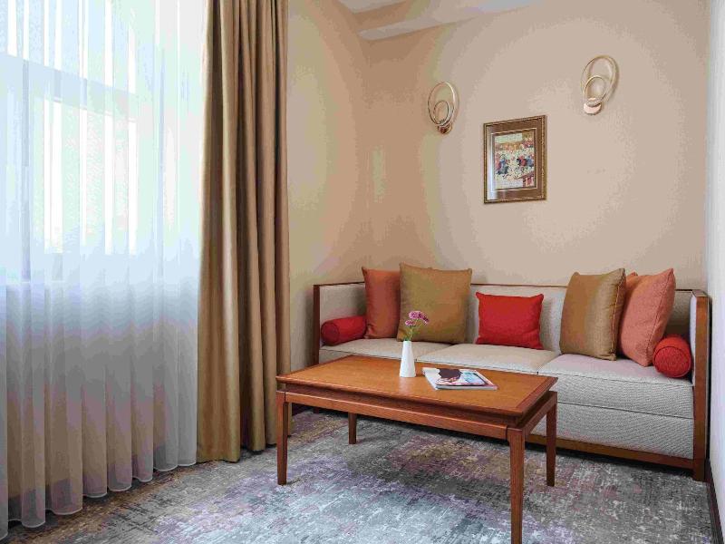 The Central Point Hotel Baku image