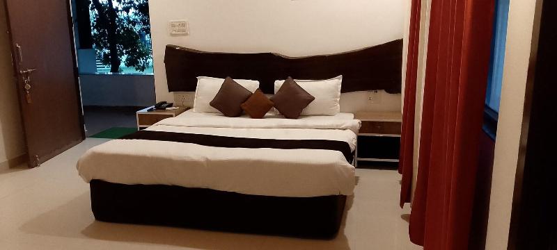 Wild Mark Resort Kanha image