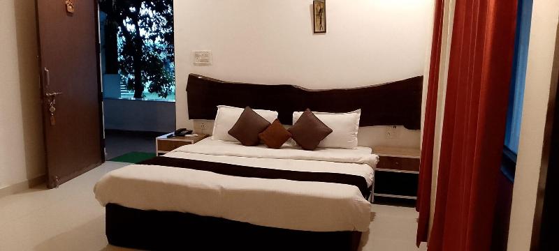 Wild Mark Resort Kanha image