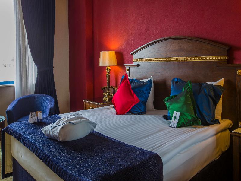 Meri̇t Lefkoşa Hotel & Casi̇no image