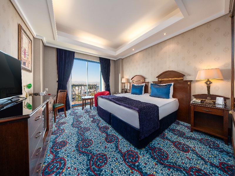 Meri̇t Lefkoşa Hotel & Casi̇no image