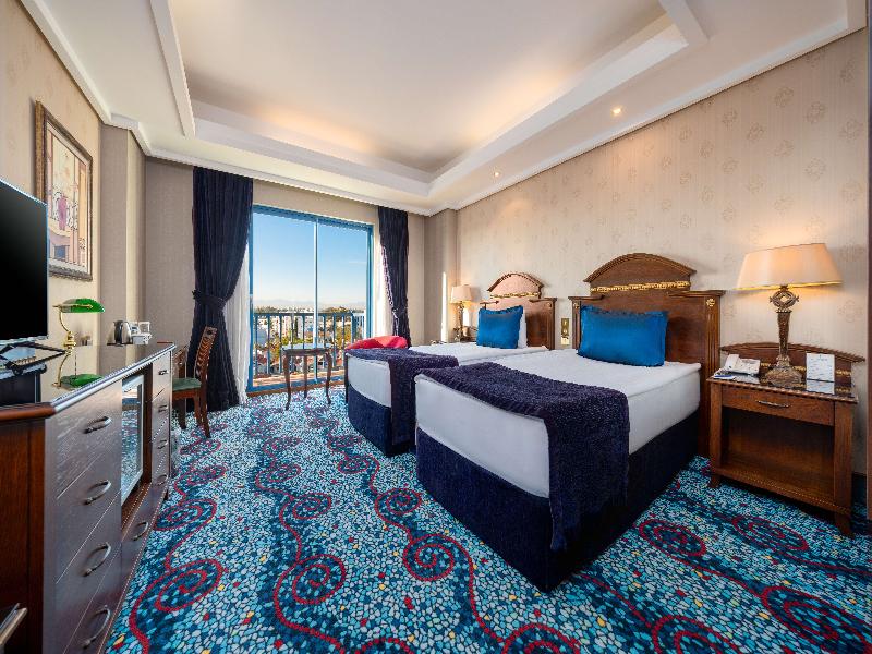 Meri̇t Lefkoşa Hotel & Casi̇no image