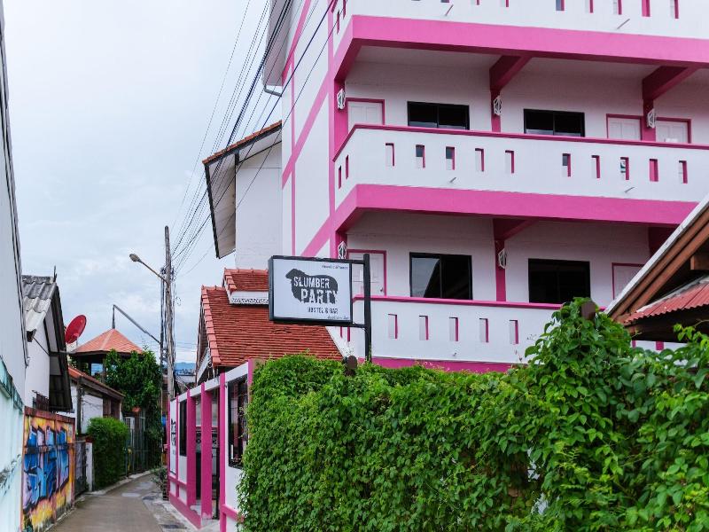 Slumber Party Hostel Chiang Mai Old Town image