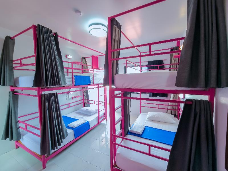 Slumber Party Hostel Chiang Mai Old Town image