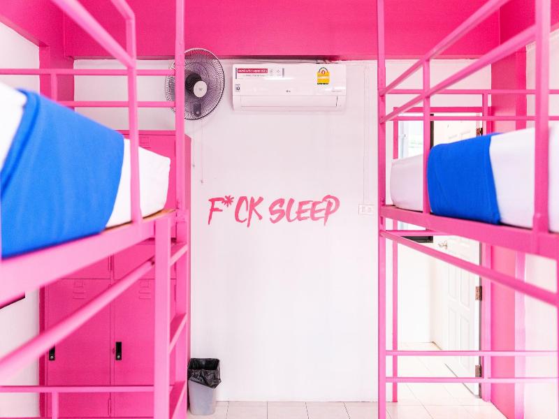 Slumber Party Hostel Chiang Mai Old Town image