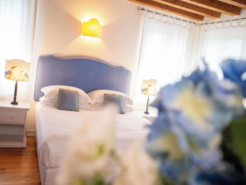 Tenuta Castagnera image
