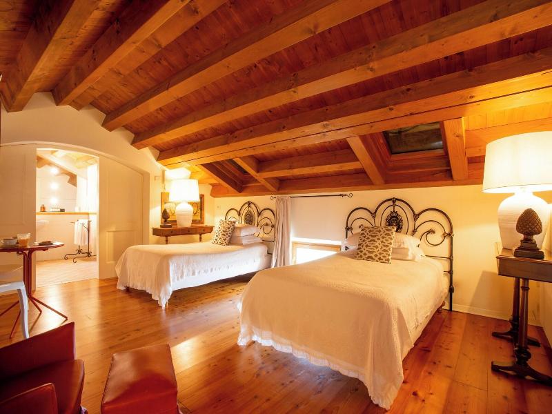 Tenuta Castagnera image