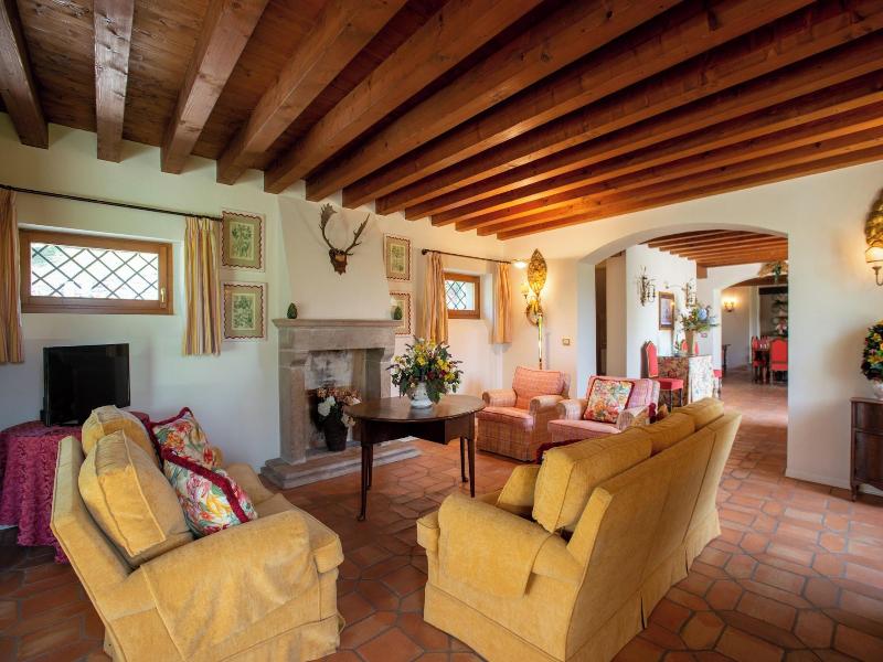 Tenuta Castagnera image