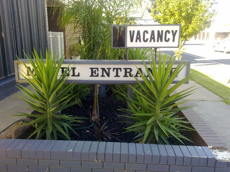 Warrina Motor Inn Wodonga Cbd