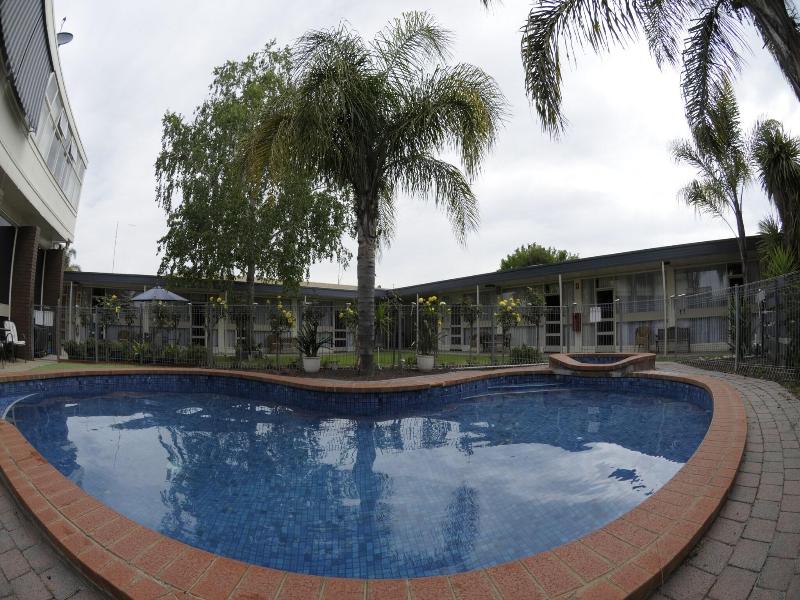 Warrina Motor Inn Wodonga Cbd