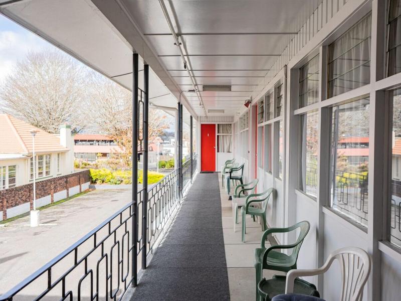 Mayfair Court Motel