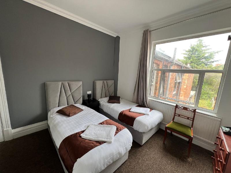 Bed room