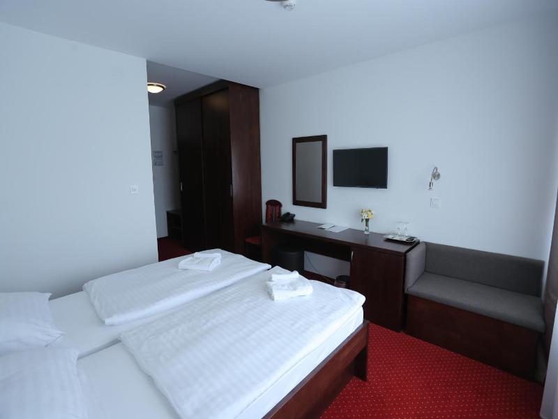 Hotel Orion image