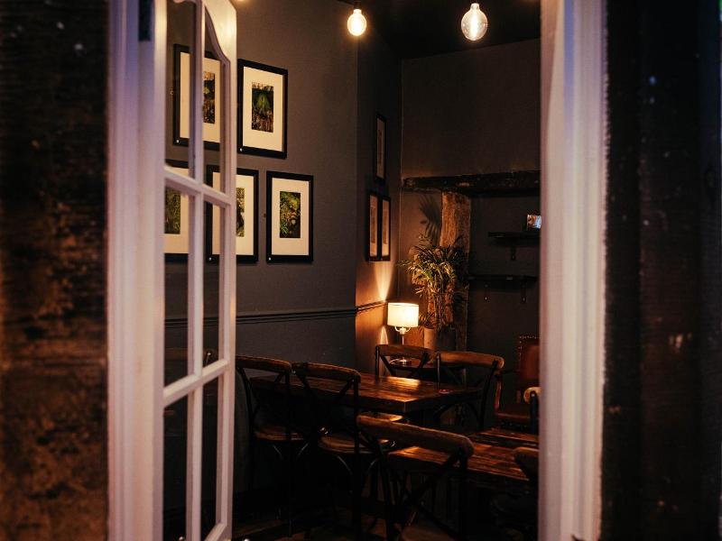 The Sun Hotel Bar image