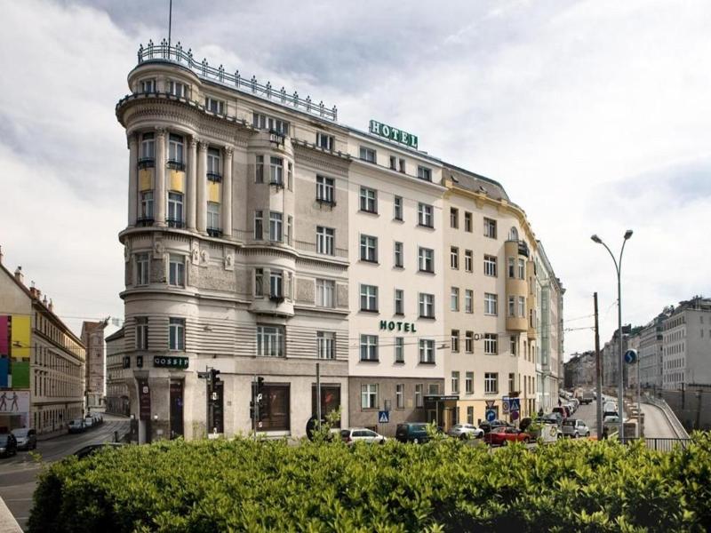 Hotel Goldene Spinne image