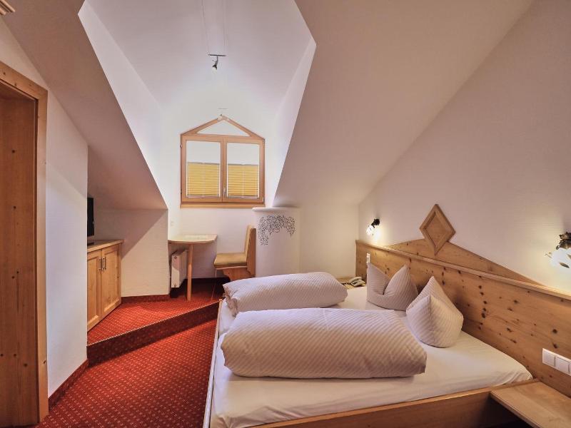 Hotel Traube image