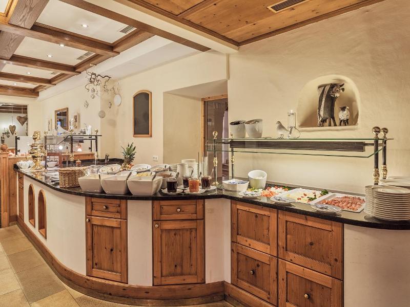 Hotel Traube image