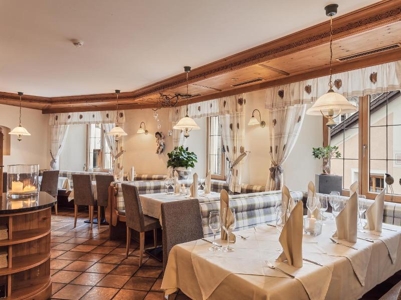 Hotel Traube image