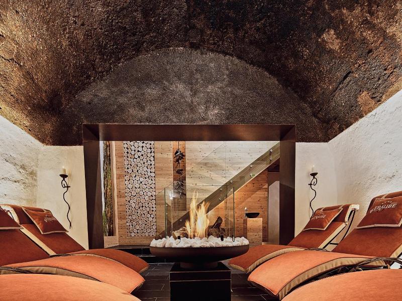 Hotel Traube image