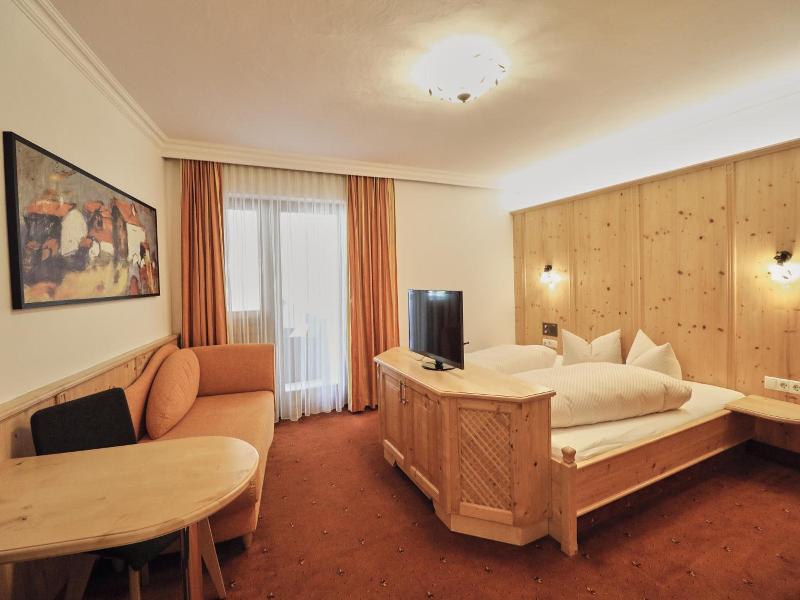 Hotel Traube image