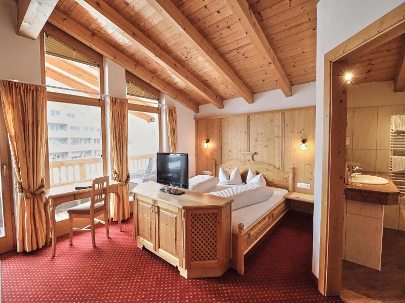 Hotel Traube image