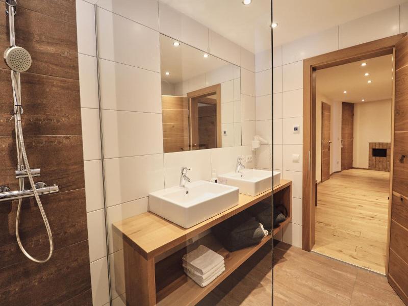 Hotel Traube image