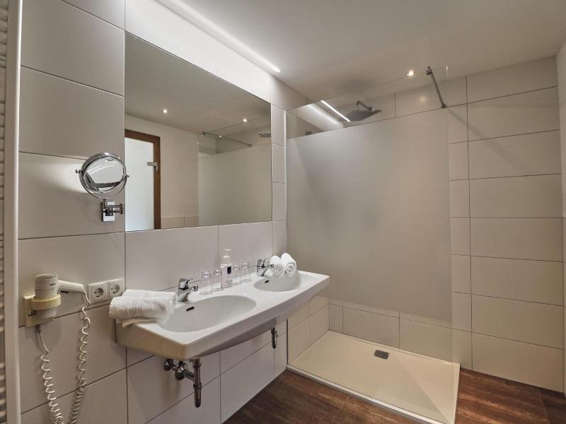 Hotel Traube image