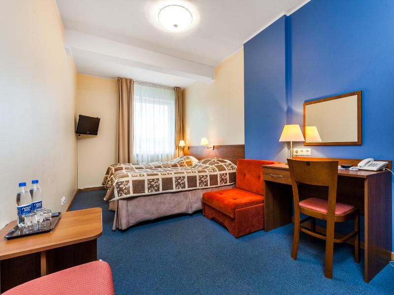 Hotel Olivia image