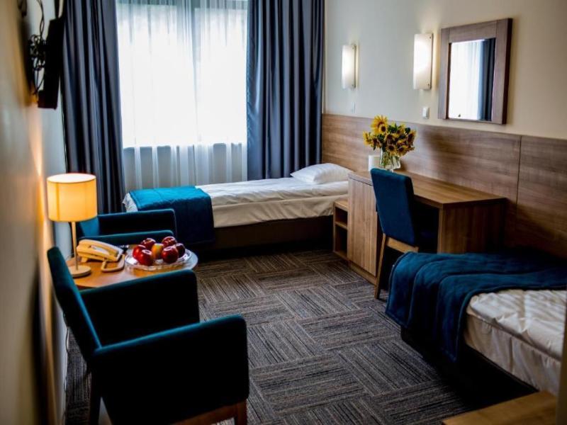 Hotel Meeting image