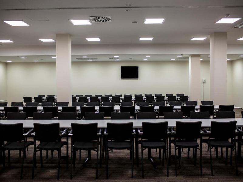 Hotel Meeting image