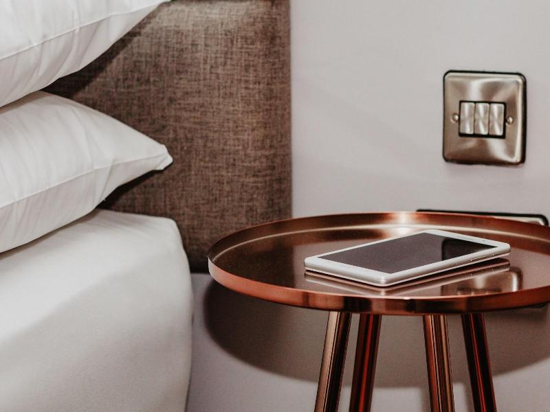 Clarendon Suites