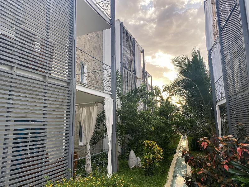Aqua Resort image