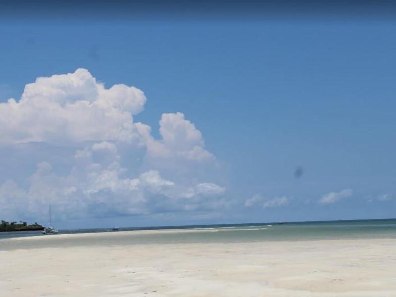 Aqua Resort image