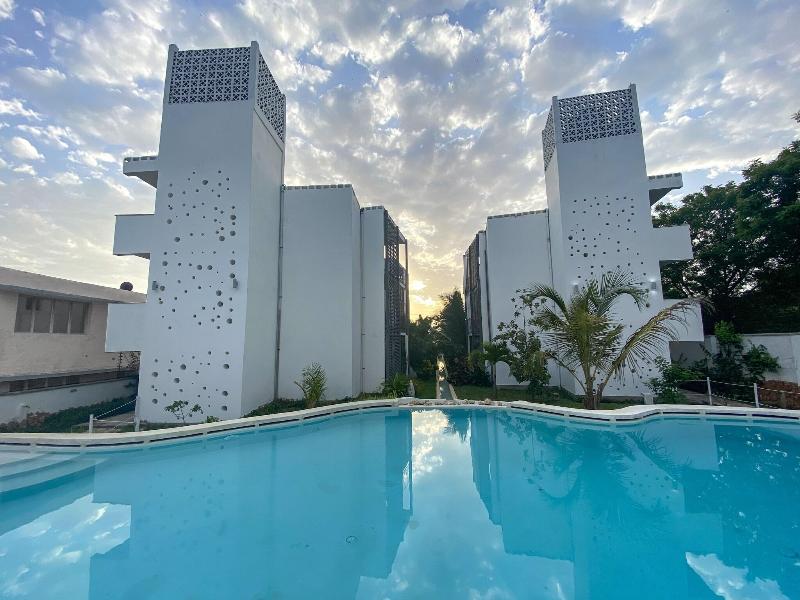 Aqua Resort image