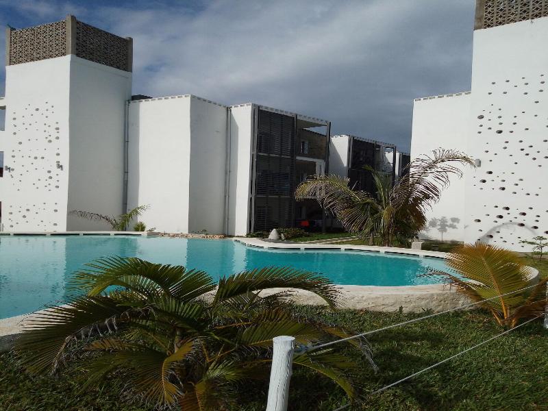 Aqua Resort image