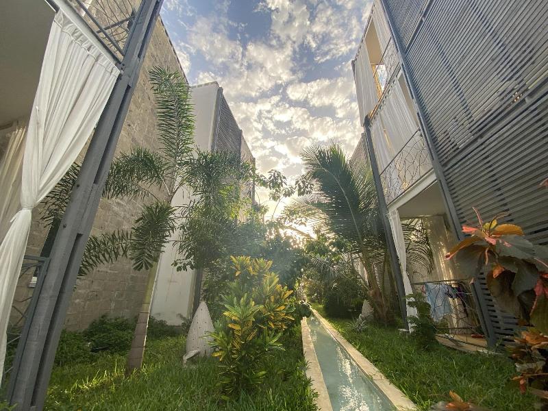 Aqua Resort image