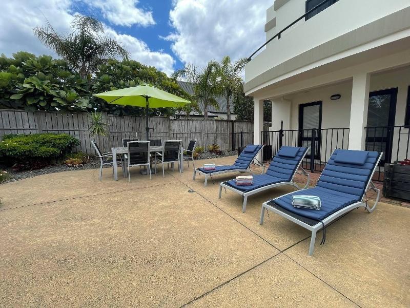 Ocean Breeze Resort Pauanui image